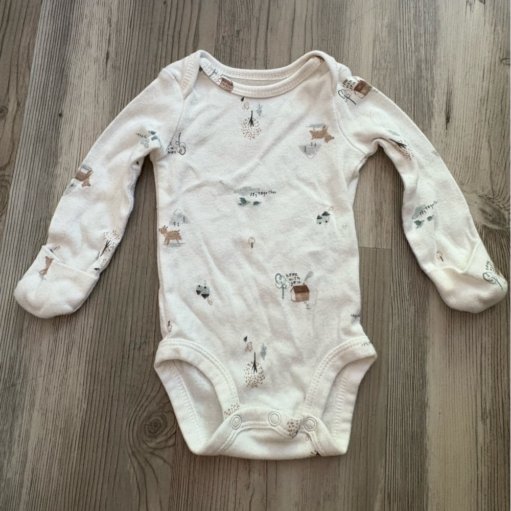 Carter's Bundle of 2 Woodland Printed Newborn Long sleeve Onesies